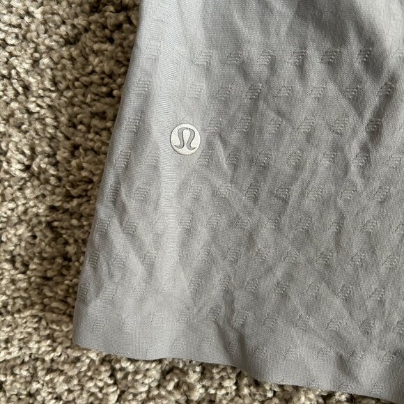 Lululemon Women's Sz XS Seamless Long Sleeve Crew Neck Top - Picture 4 of 7